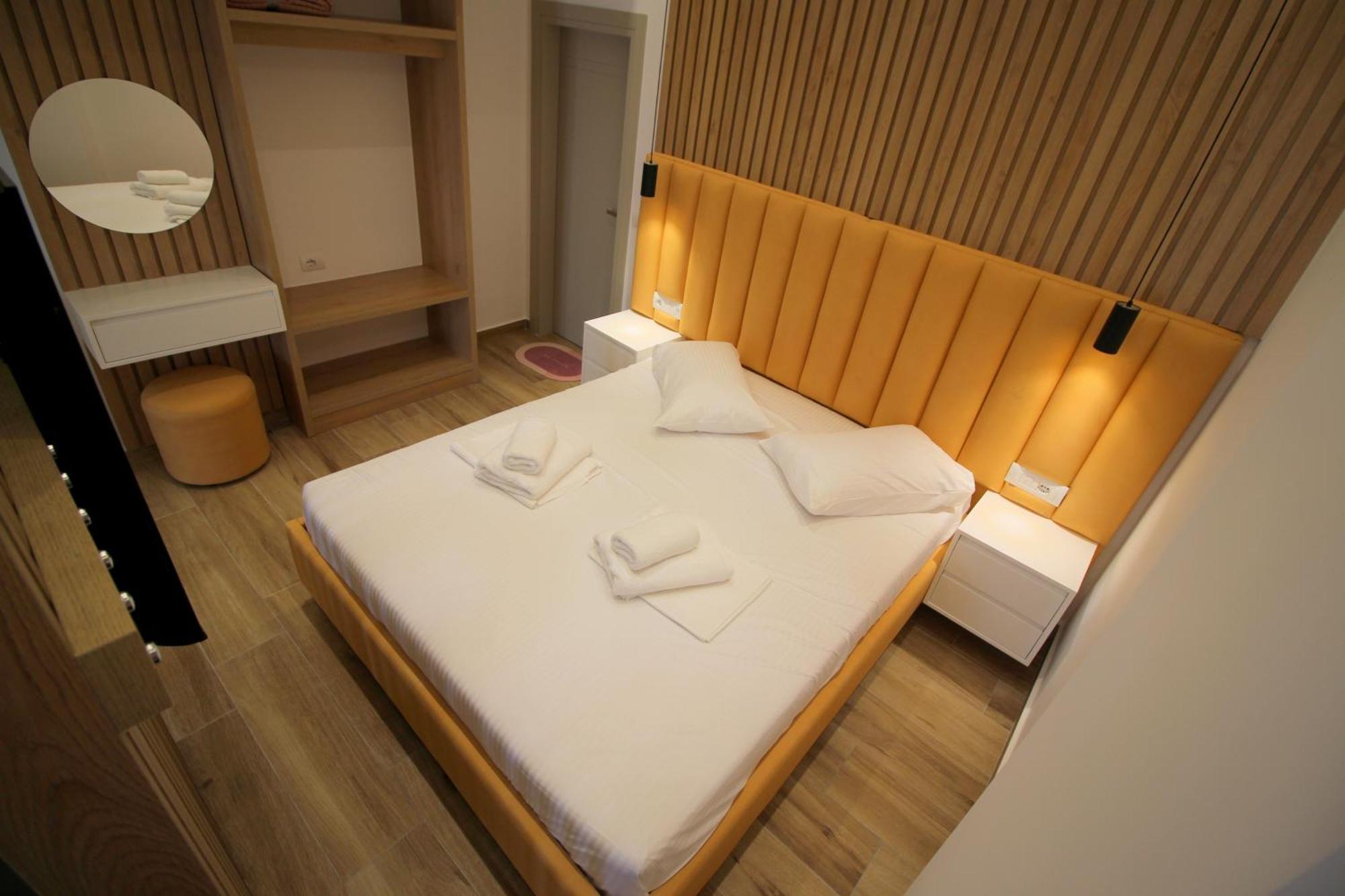 Alis Apartments ساراندا المظهر الخارجي الصورة