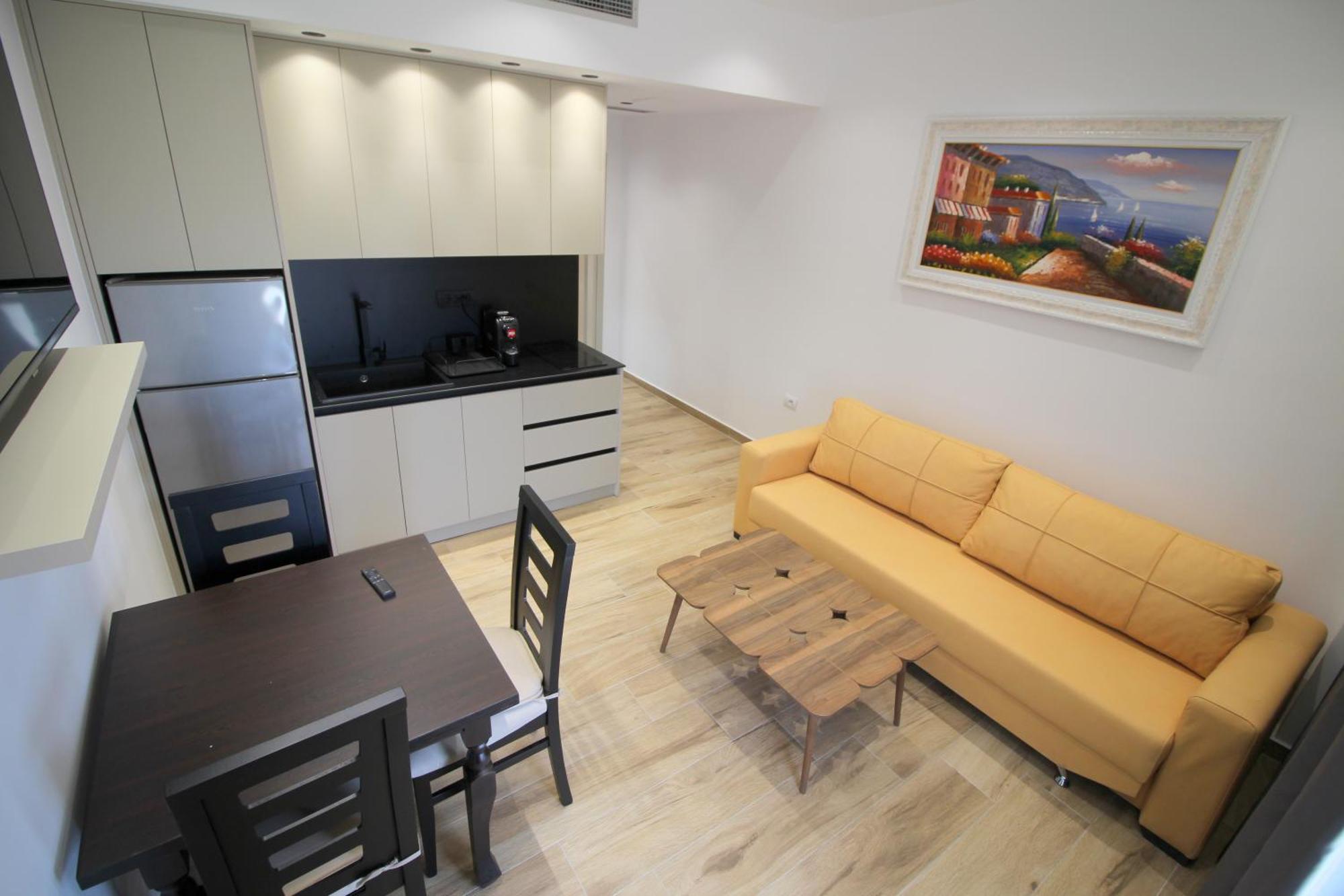 Alis Apartments ساراندا المظهر الخارجي الصورة